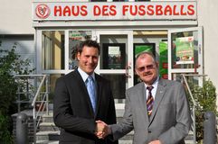 Am 1.8.2011 Montag hat der neue hauptamtliche Geschäftsführer Michael Lameli seine Arbeit beim Berliner Fußball-Verband aufgenommen. Foto: Kevin Langner.